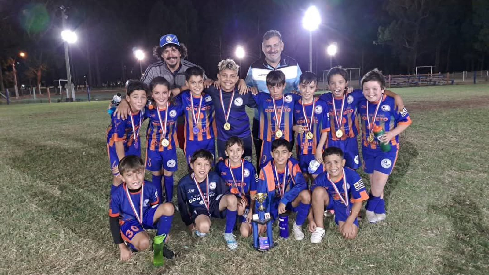 niños futbolistas del Club América